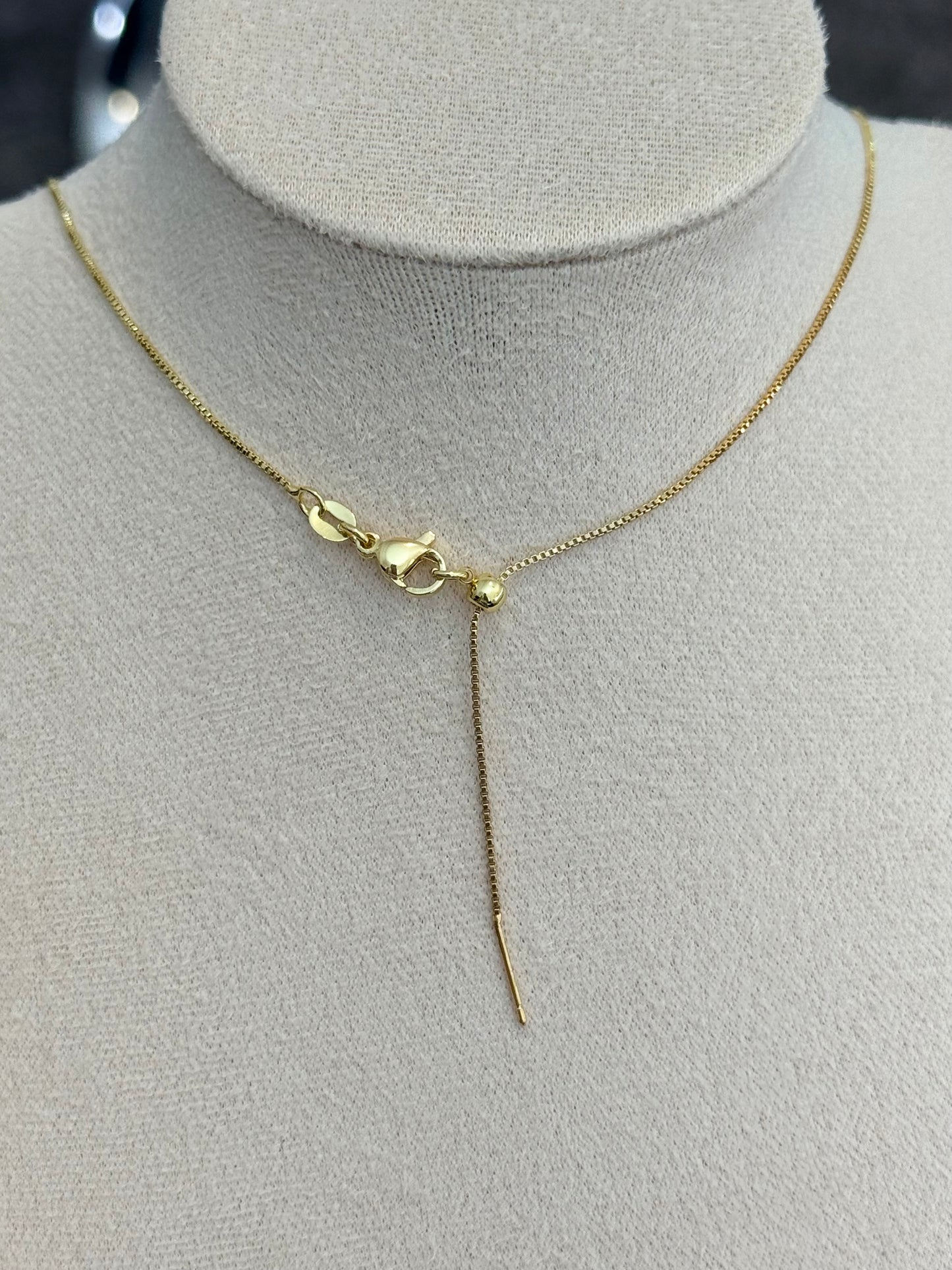 GoldenLeaf Necklace