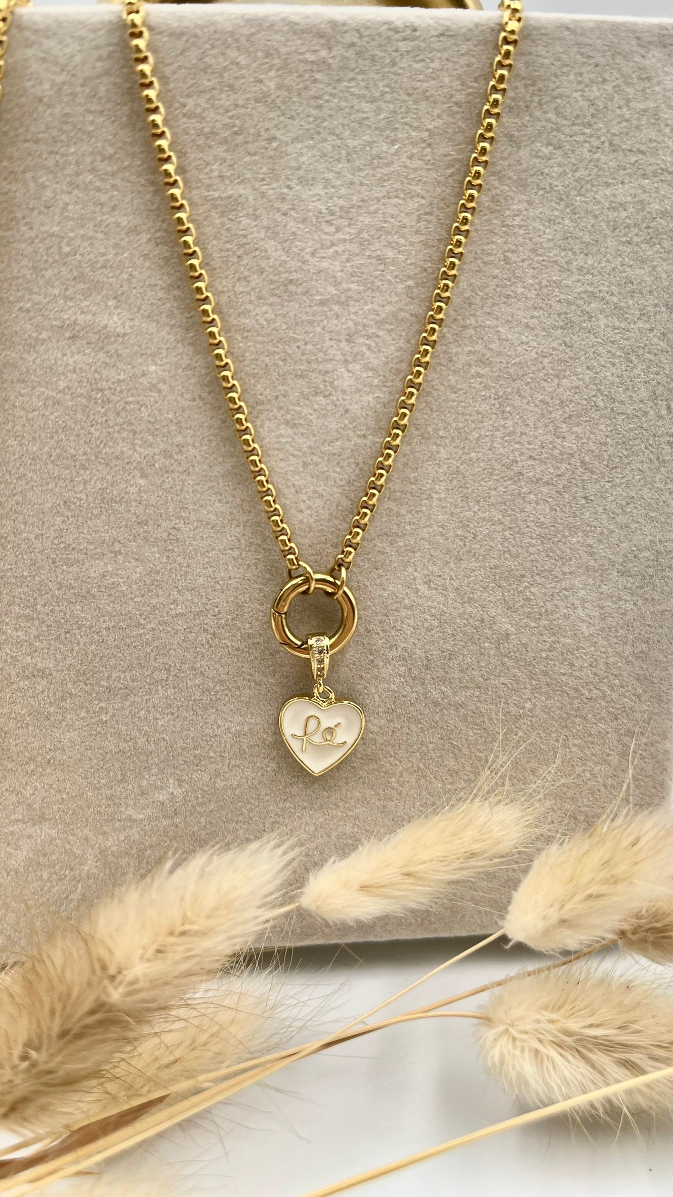 Fe Necklace