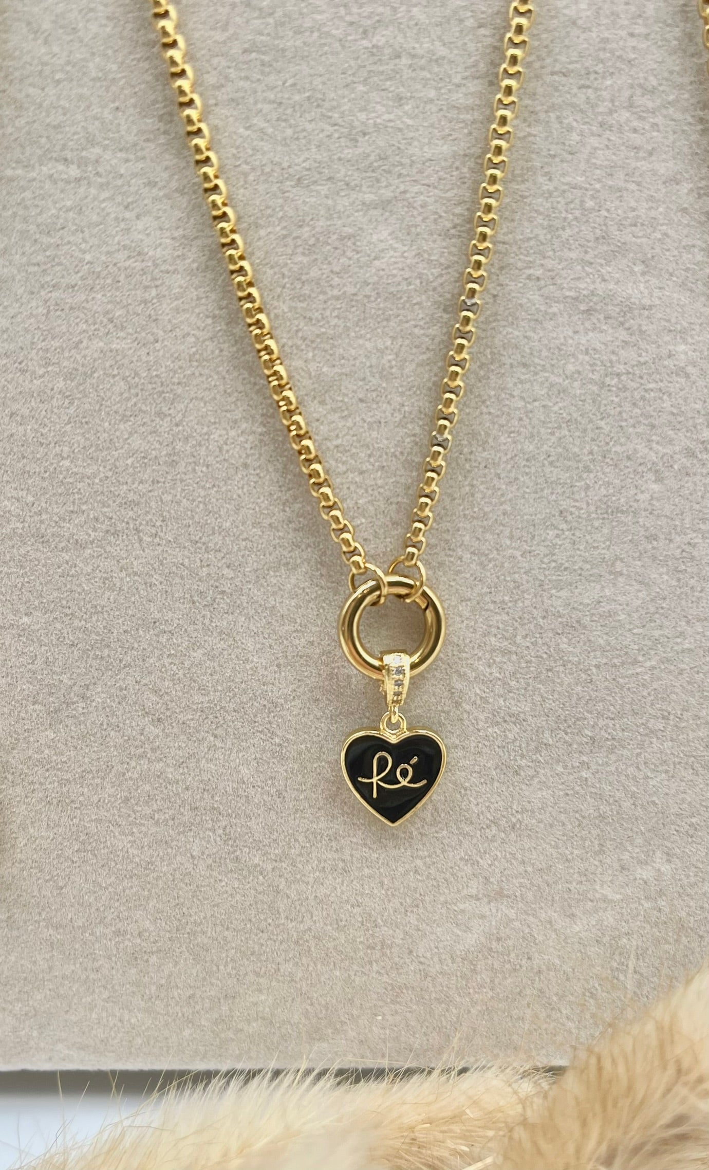 Fe Necklace