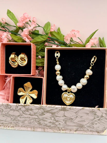 Mom Heart Necklace