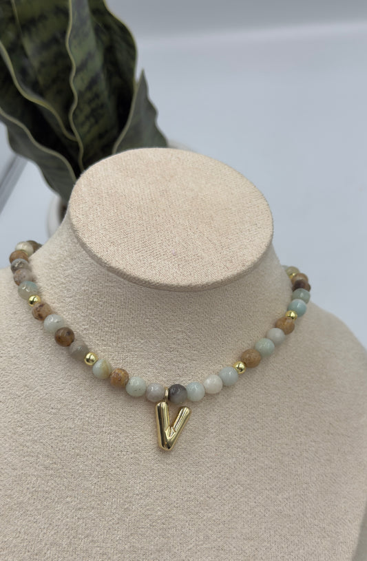 FULL VIBES CHOKER NECKLACE