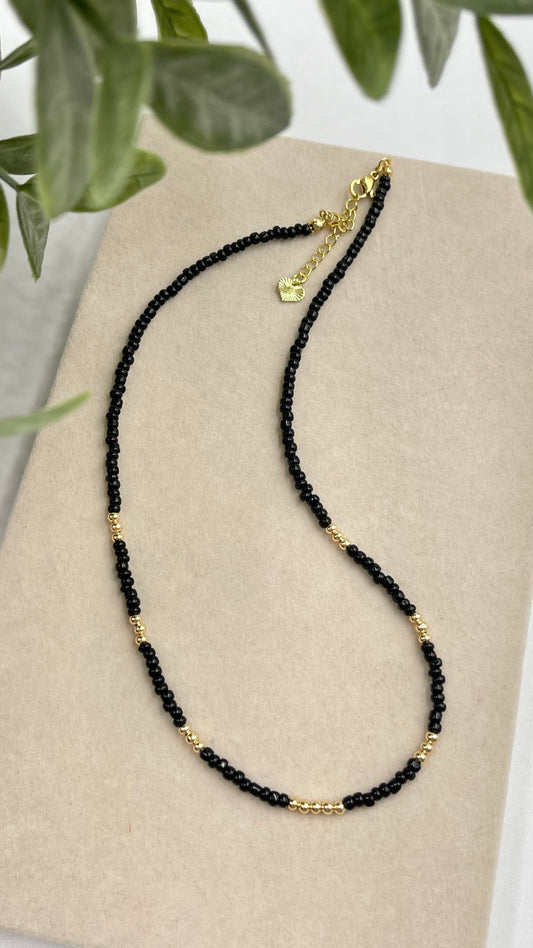 Black Crystal Choker