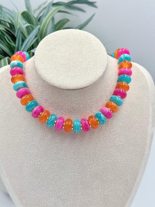 Vibrant Mode Necklace