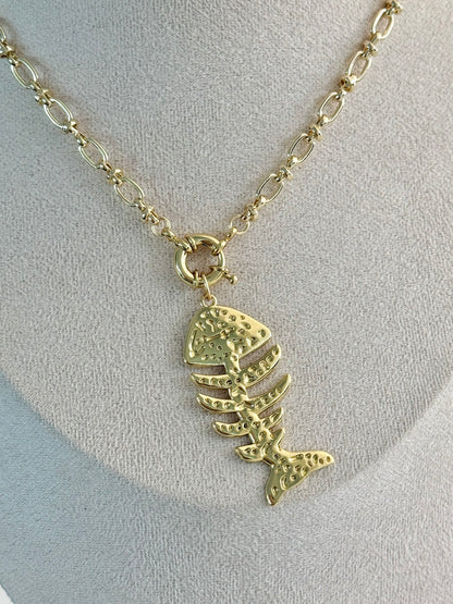 Maxi Fish Necklace