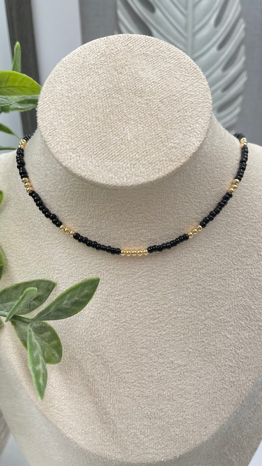 Black Crystal Choker