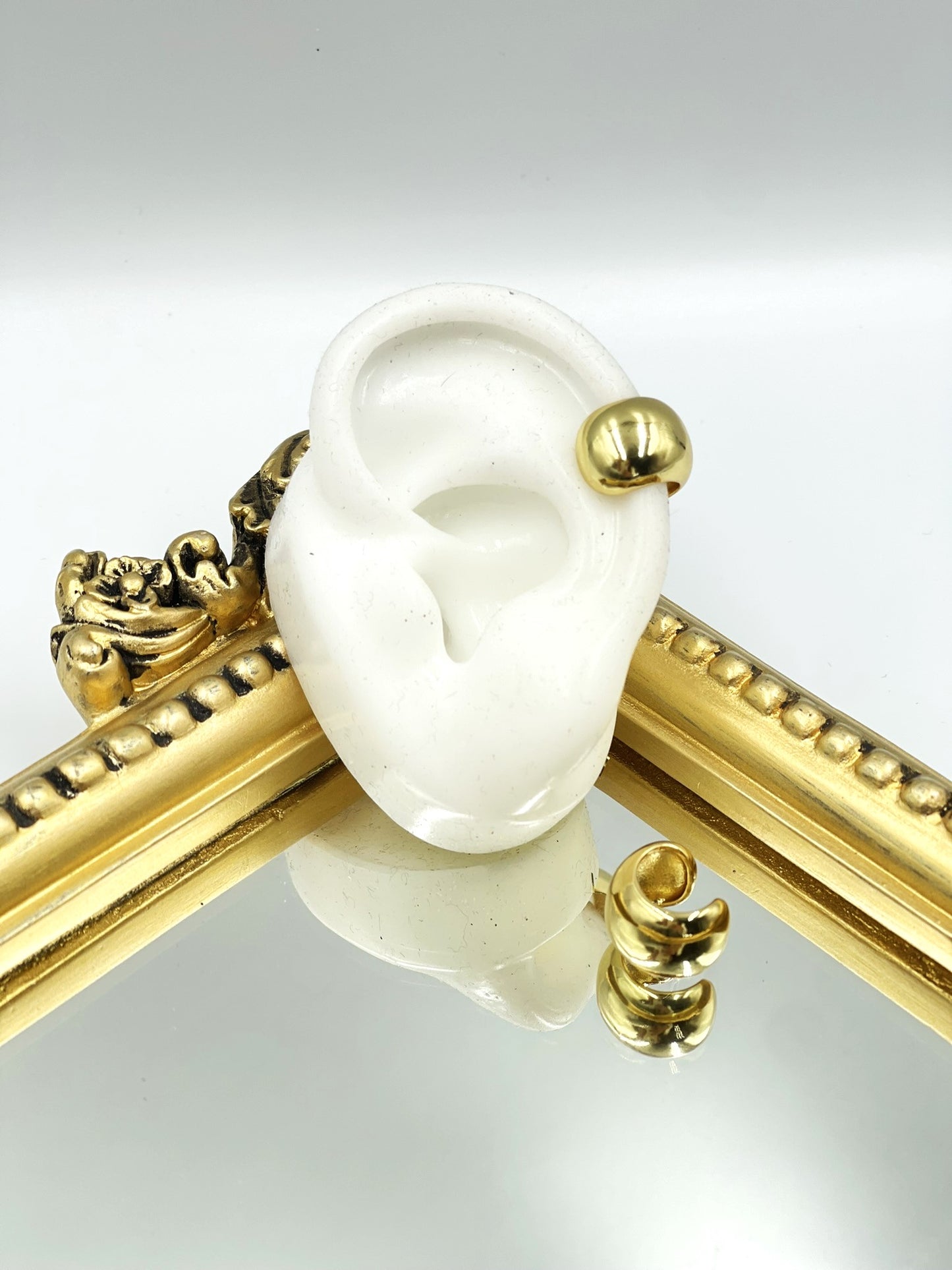 Small Chunky Ear cuff