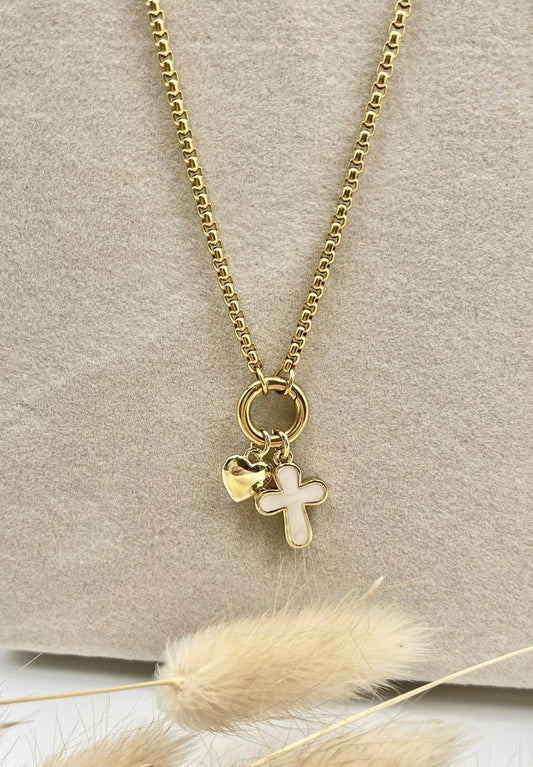 Fe Necklace